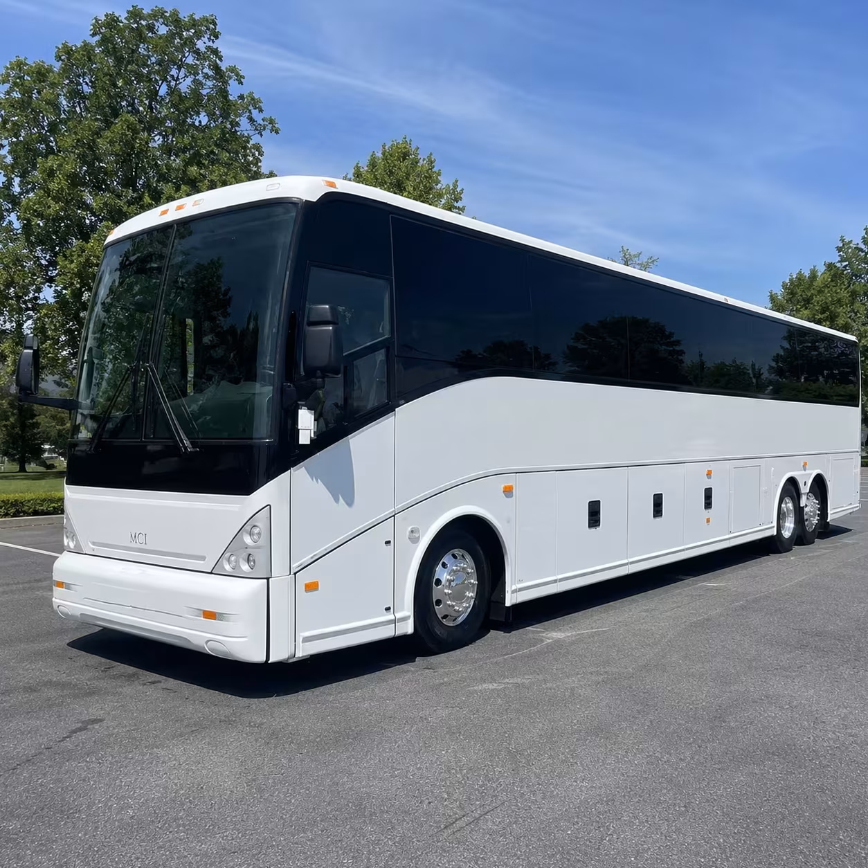 new bedford minibuses to t f green airport in warwick